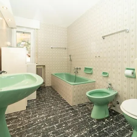 Loft Sul Lago Con Wifi Ac Park בלביו